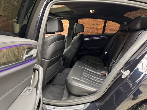 Certified 2022 BMW M550i xDrive w/ Premium Package image 23