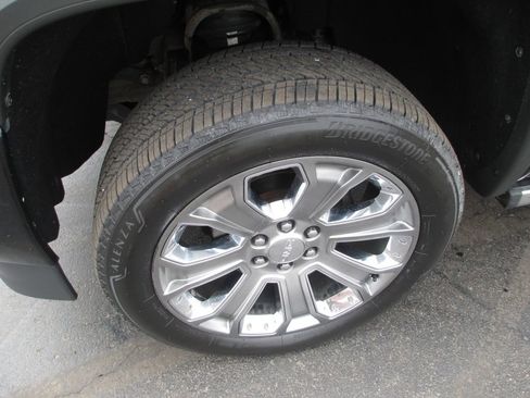 Used 2018 GMC Sierra 1500 Denali w/ Denali Ultimate Package image 15