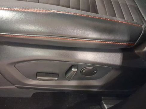 Used 2025 Ford Explorer ST-Line AWD/4WD image 25