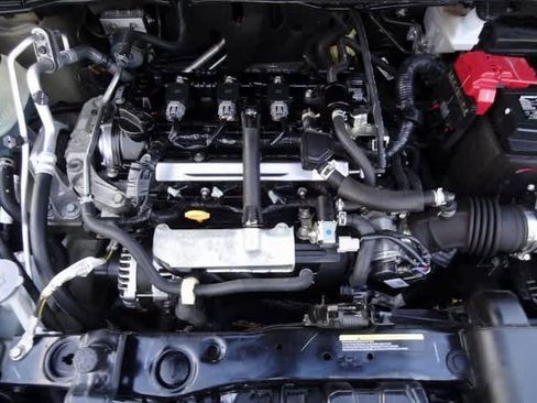 Used 2023 Nissan Versa SV image 32