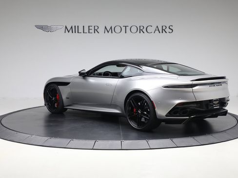 Used 2023 Aston Martin DBS Coupe image 4