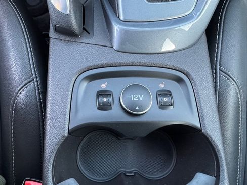 Used 2014 Ford Focus Titanium image 37