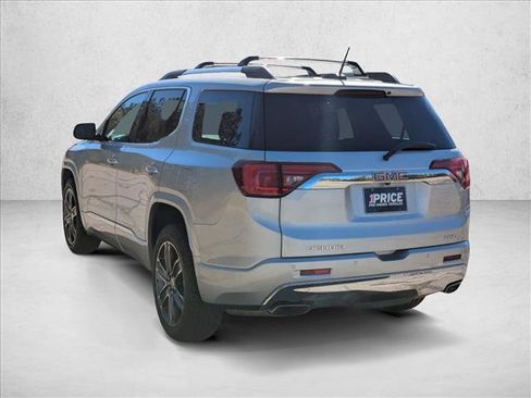 Used 2019 GMC Acadia Denali image 8