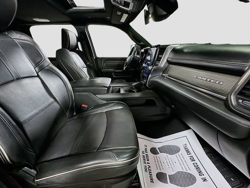 Used 2020 RAM 3500 Limited image 29