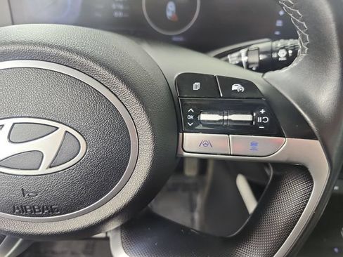 Used 2024 Hyundai Elantra Limited FWD image 12