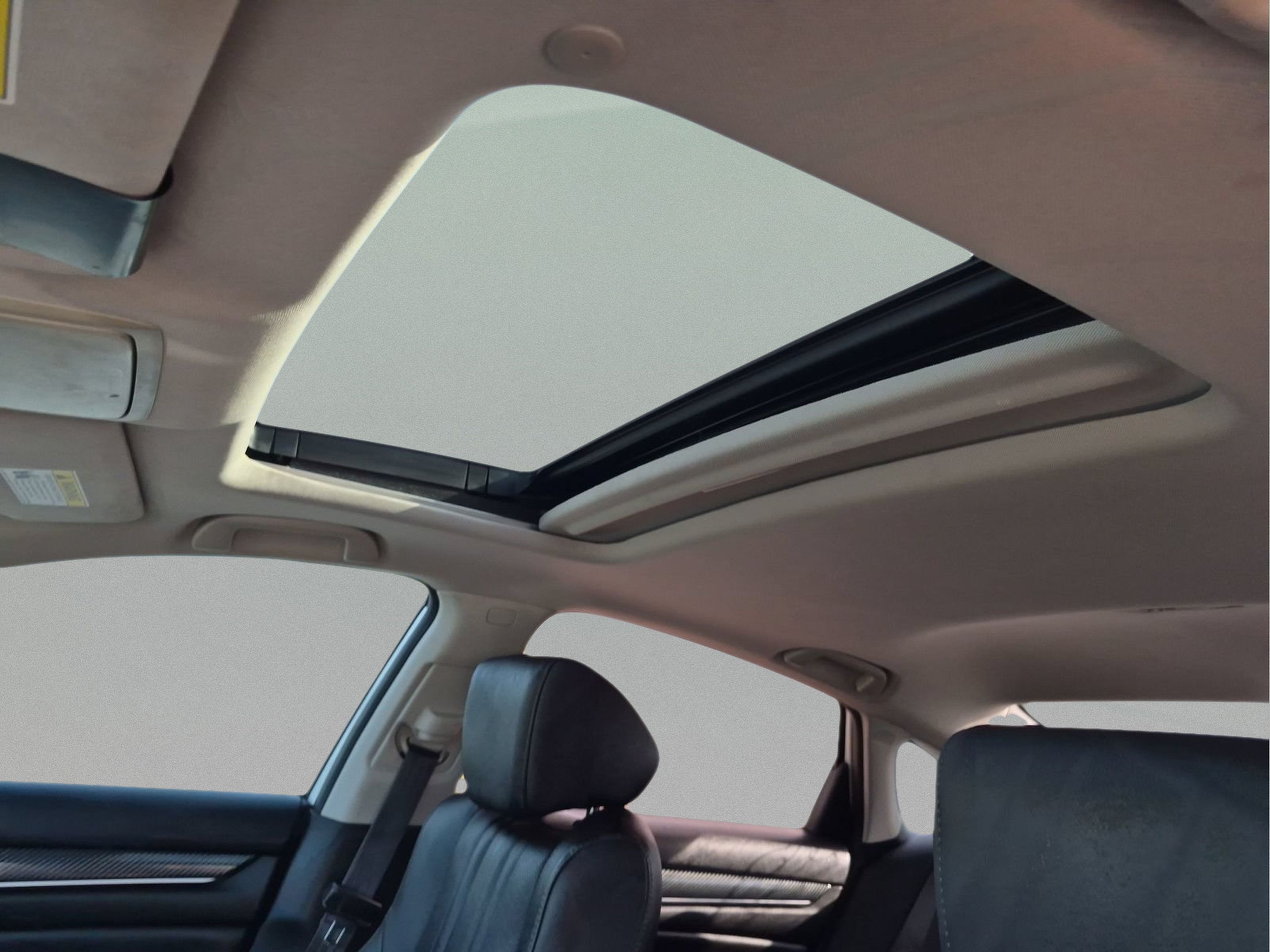 Used 2019 Honda Accord Touring image 29