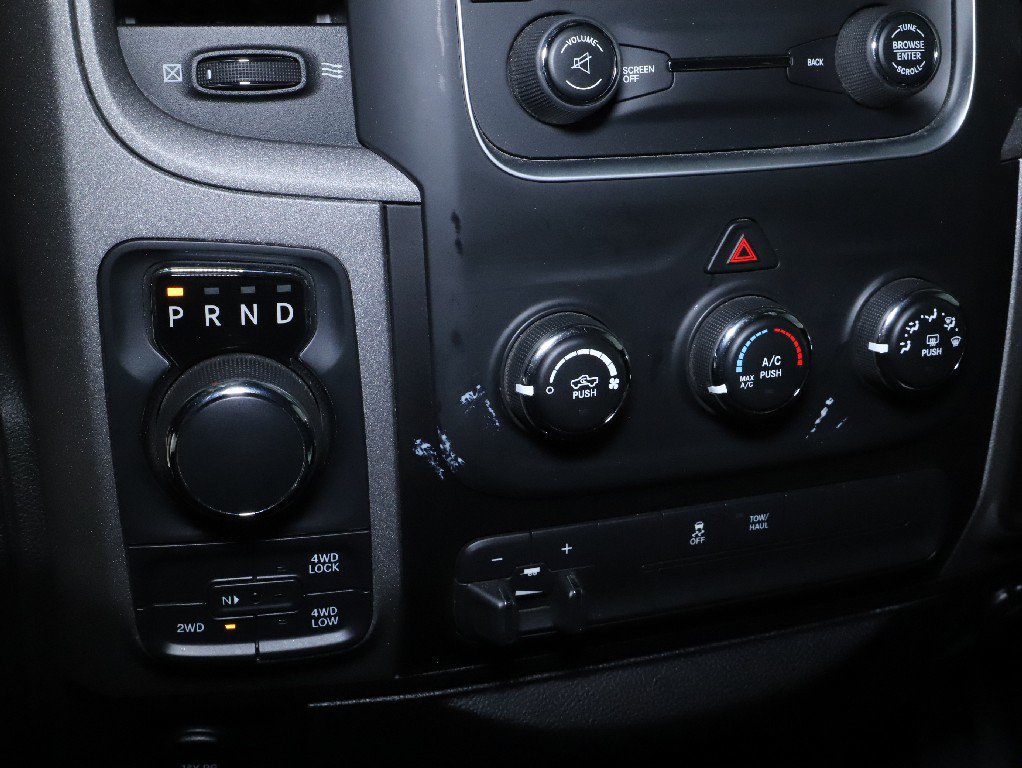 Used 2015 RAM 1500 Express AWD/4WD image 26