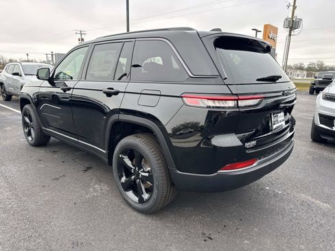 New 2026 Jeep Grand Cherokee Limited w/ Limited Altitude Package RWD image 4