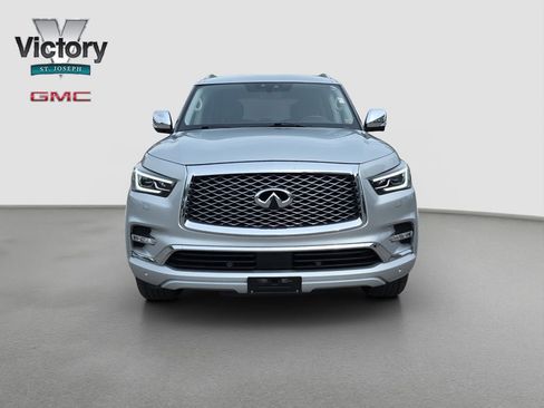 Used 2019 INFINITI QX80 4WD image 2