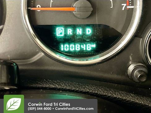 Used 2016 Jeep Wrangler Unlimited Rubicon w/ Connectivity Group image 2