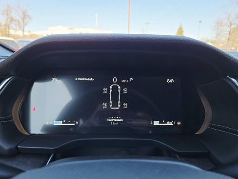 New 2025 Jeep Grand Cherokee L Limited w/ Luxury Tech Group II image 22