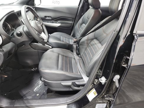 Used 2019 Nissan Kicks SR w/ SR Premium Package image 23