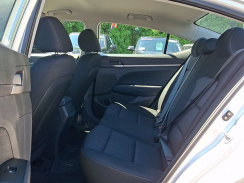 Used 2018 Hyundai Elantra SE FWD image 10