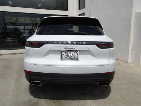 Used 2021 Porsche Cayenne E-Hybrid AWD/4WD image 5