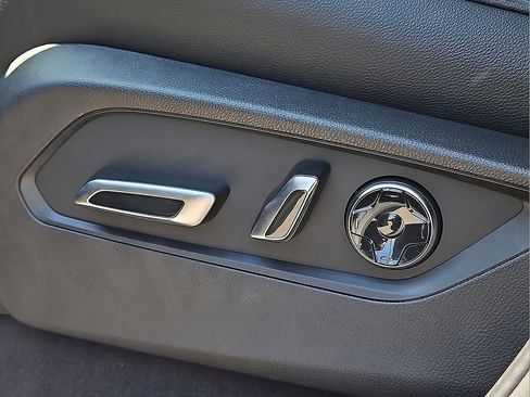 New 2026 Acura MDX FWD image 17