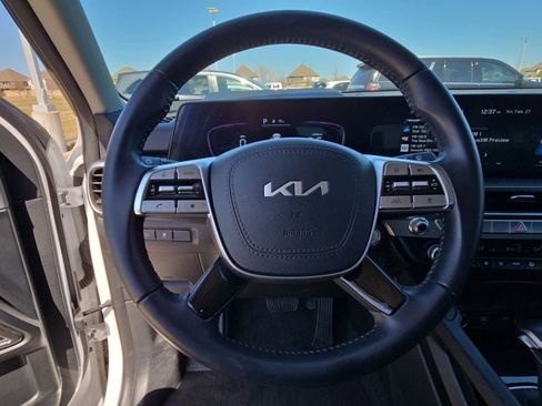 Certified 2024 Kia Telluride S w/ S Sunroof Package image 22