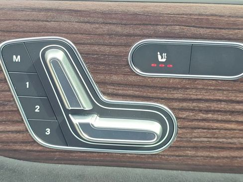 Certified 2026 Mercedes-Benz GLA 250 4MATIC image 6