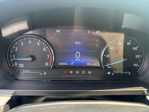 Used 2021 Ford Explorer XLT w/ Equipment Group 202A AWD/4WD image 25