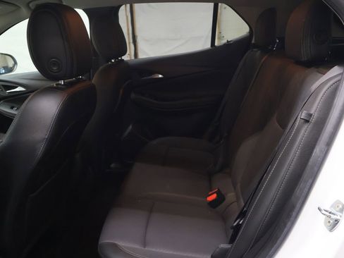 Used 2022 Buick Encore GX Preferred w/ Cold Weather Comfort Package FWD image 15