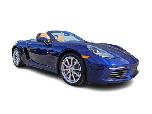 Used 2024 Porsche 718 Boxster S image 3