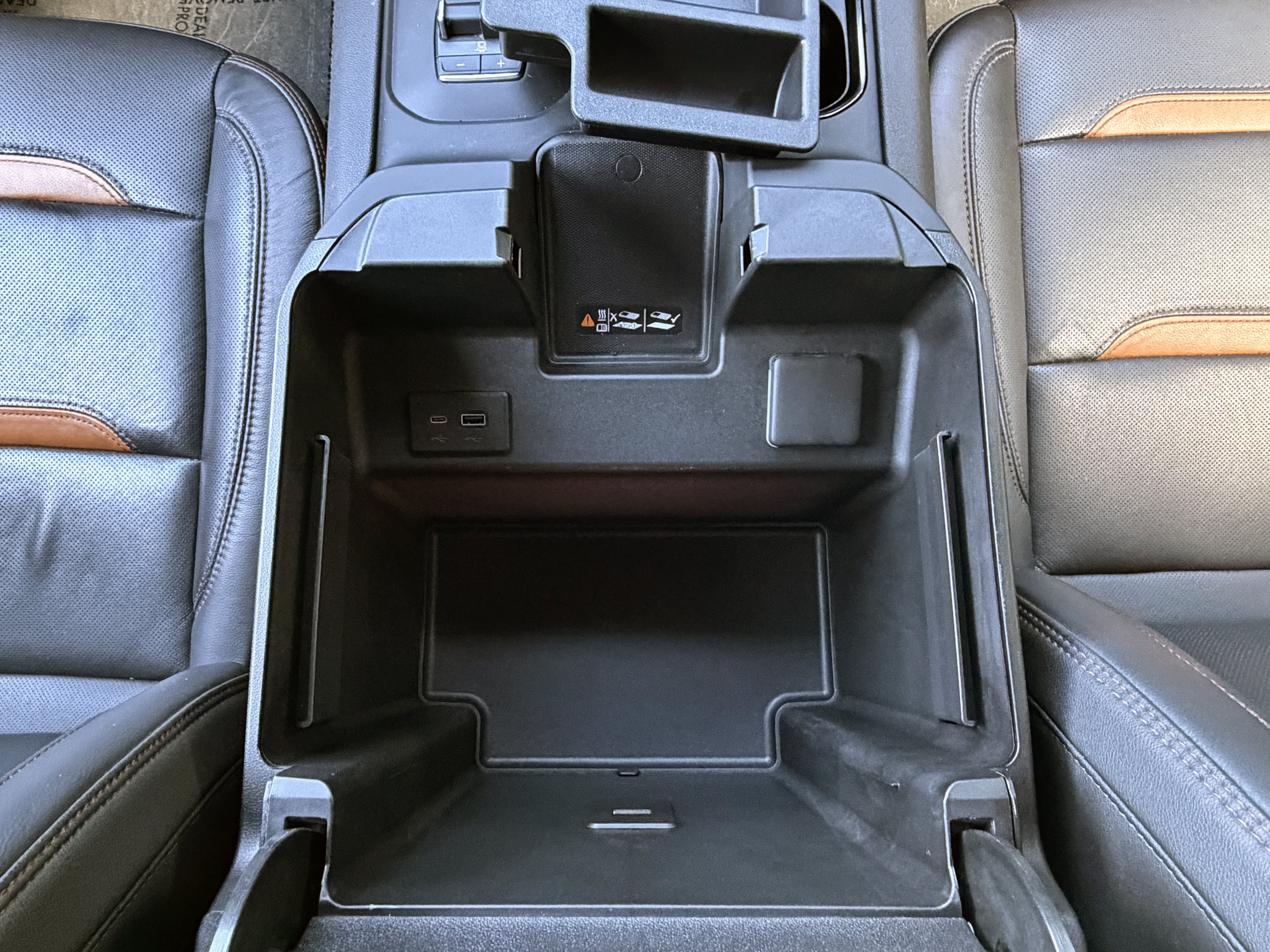 Used 2024 GMC Sierra 2500 AT4 w/ AT4 Premium Plus Package AWD/4WD image 29