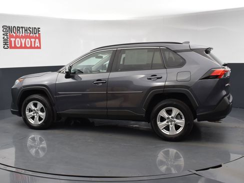 Used 2020 Toyota RAV4 XLE image 2