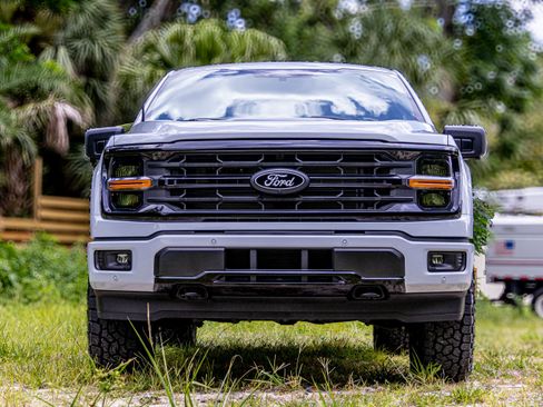 New 2025 Ford F150 XLT w/ Equipment Group 302A MID image 9