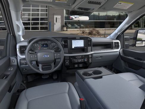 New 2026 Ford F350 XL w/ XL Chrome Package image 9