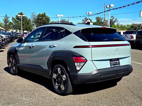 Used 2025 Hyundai Kona SEL image 6