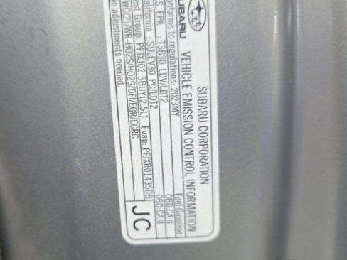 Used 2023 Subaru Outback AWD/4WD image 17