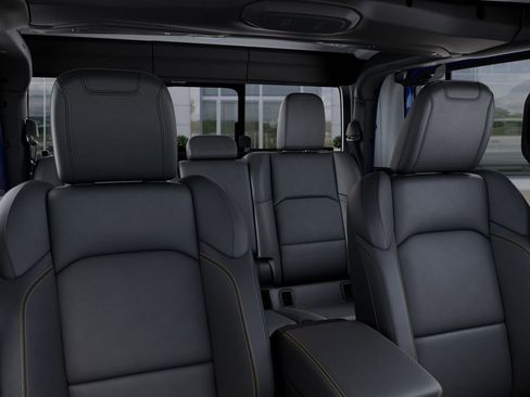 New 2025 Jeep Gladiator Sport w/ Premium Package image 28