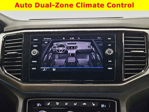 Used 2022 Volkswagen Atlas Cross Sport SEL R-Line image 21