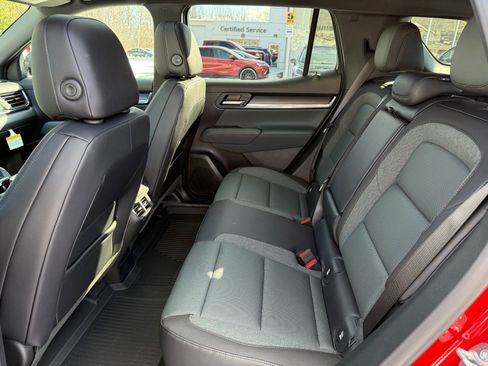 New 2026 GMC Terrain AT4 w/ Convenience Package III image 17