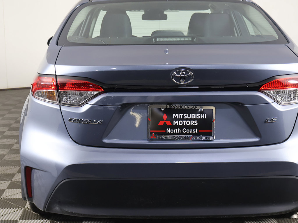 Used 2025 Toyota Corolla LE FWD image 12