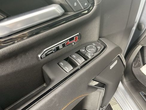 Used 2023 GMC Sierra 1500 AT4 w/ AT4 Premium Package image 23