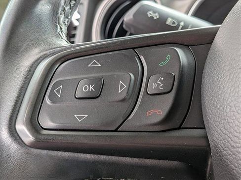 Used 2021 Jeep Gladiator Willys image 13