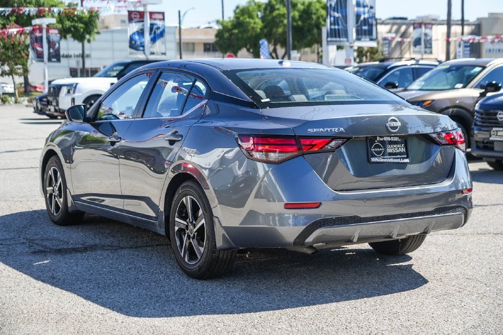 Used 2025 Nissan Sentra SV w/ All-Weather Package FWD image 6