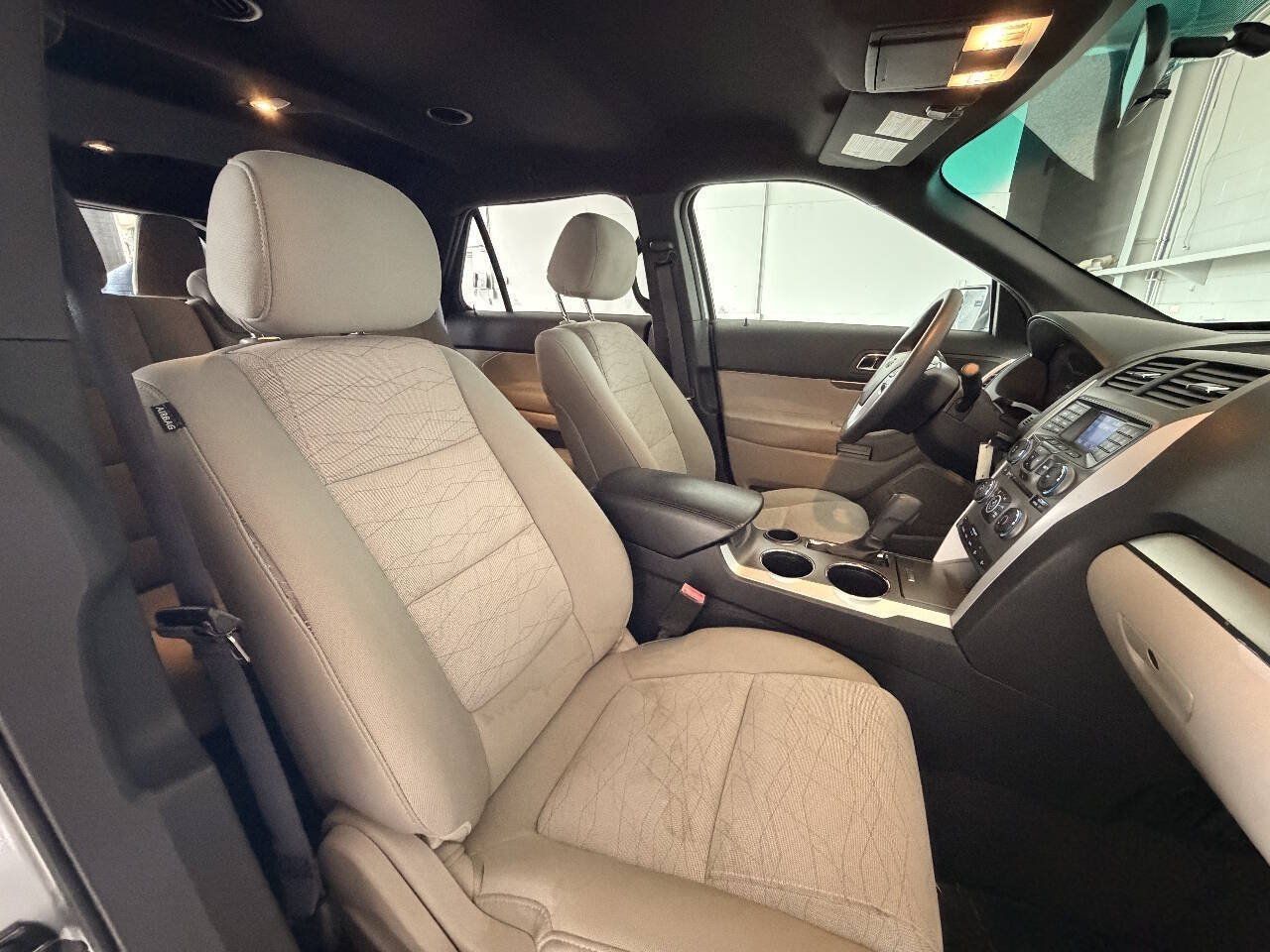 Used 2013 Ford Explorer FWD image 22