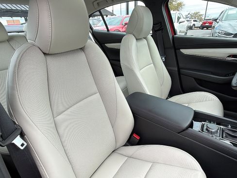 Used 2025 MAZDA MAZDA3 2.5 Turbo Sedan w/Premium Plus image 37