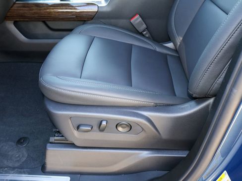 New 2026 GMC Sierra 1500 Elevation image 7