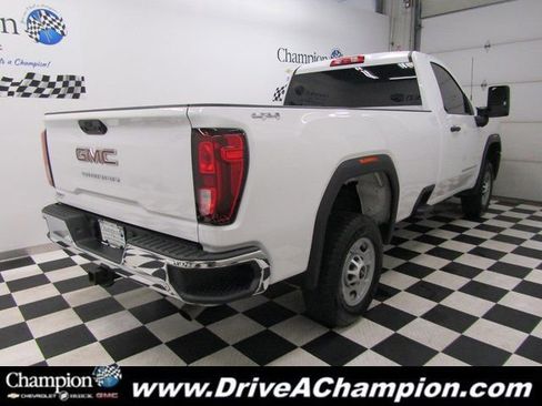 Used 2024 GMC Sierra 2500 Pro w/ Convenience Package image 11