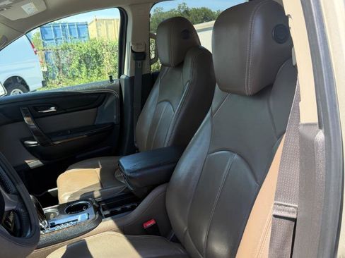 Used 2015 GMC Acadia SLT FWD image 8
