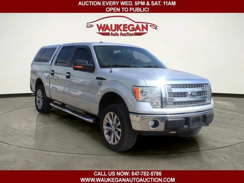 Used 2013 Ford F150 XLT w/ Luxury Equipment Group AWD/4WD image 2