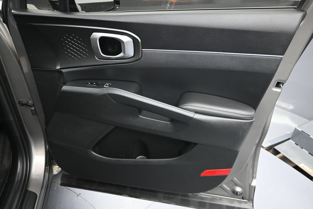 Used 2025 Kia Sorento EX AWD/4WD image 38
