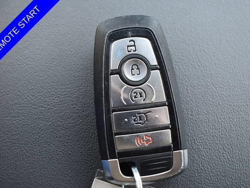Used 2025 Ford Explorer Active w/ Active Comfort Package AWD/4WD image 7