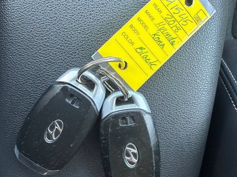 Used 2018 Hyundai Kona Limited AWD/4WD image 34