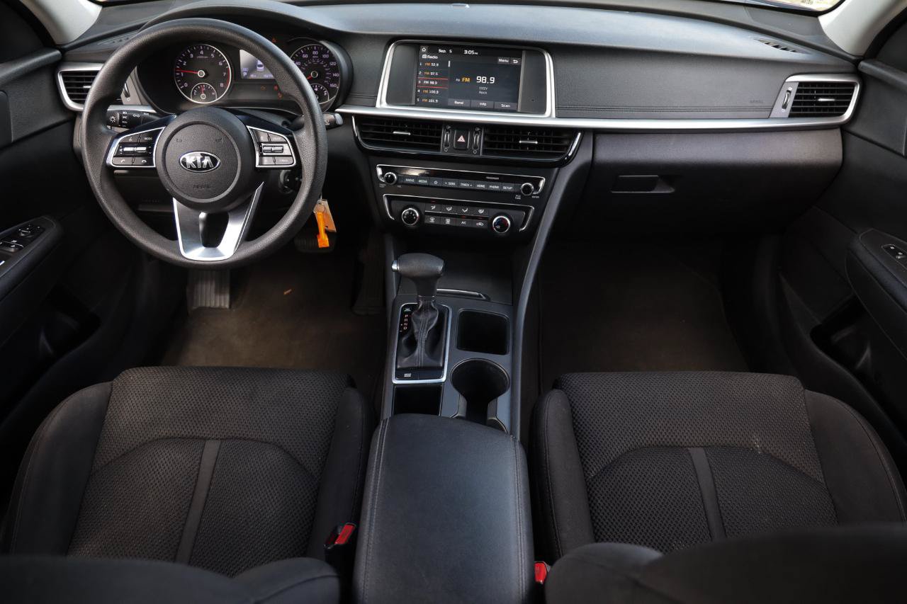 Used 2020 Kia Optima LX FWD image 2