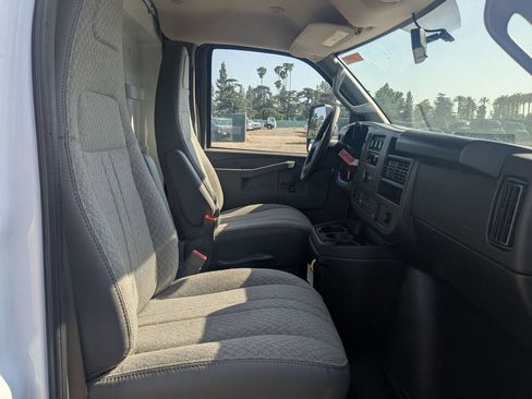 New 2026 GMC Savana 3500 w/ Power Convenience Package RWD image 18
