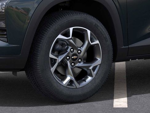 New 2026 Chevrolet Trax LT image 9