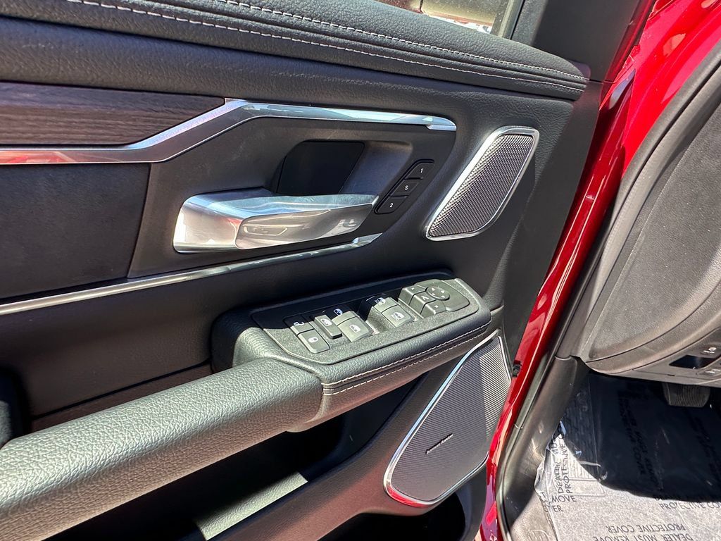 New 2026 RAM 1500 Laramie AWD/4WD image 21